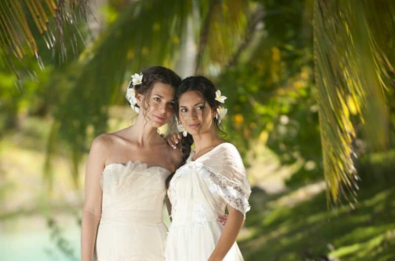 Image for Wediquette: Do I Need to Buy a Present for the Destination Wedding?