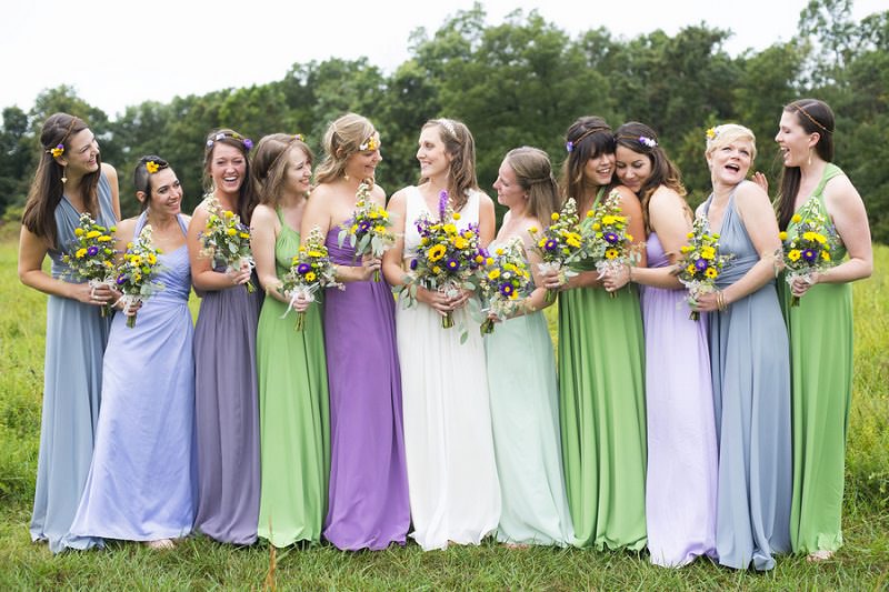 Secrets To Nailing The Mismatch Bridesmaid Look