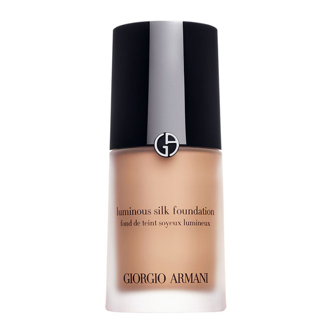 lightweight-foundation-giorgio-armani