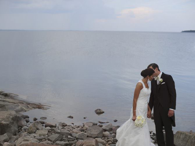 Hanna and Kenny’s Dreamy Swedish Summer Wedding