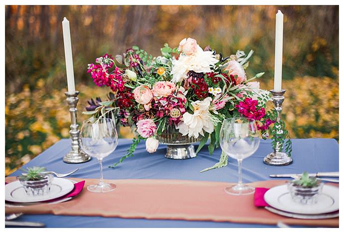 jewel-toned-wedding-tablescape