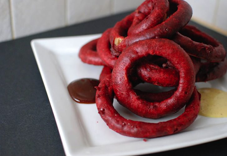 red velvet onion rings