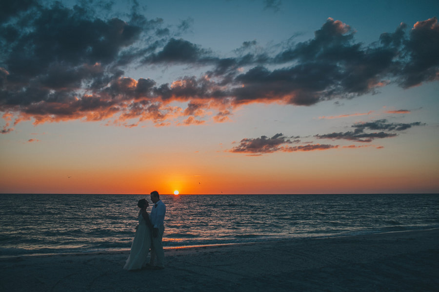 palm-island-beach-wedding-130