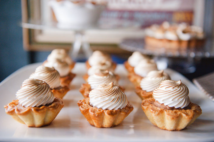 mini-pies-wedding-dessert-station-roots-of-life-photography