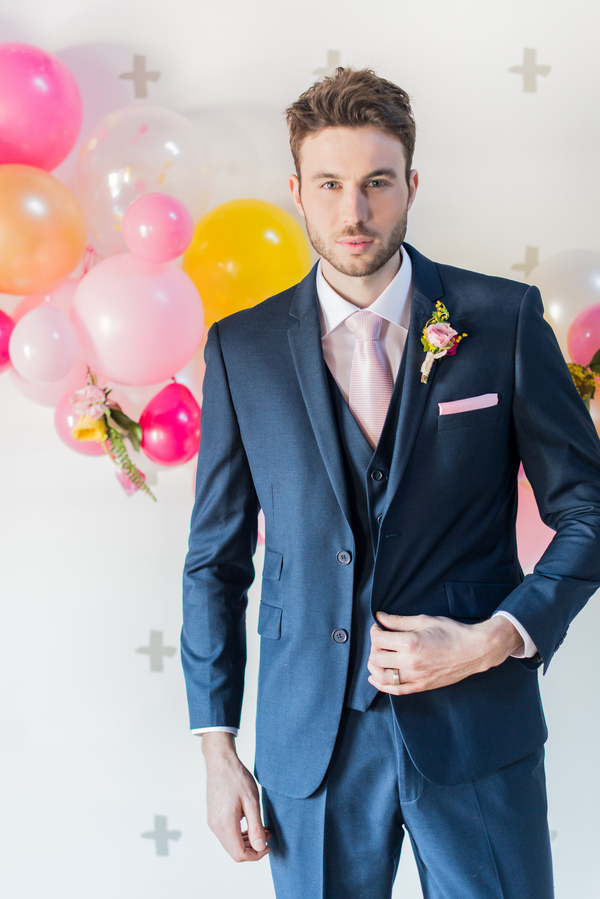 pink-and-orange-wedding-inspiration-shoot-laura-kelly-photography-4