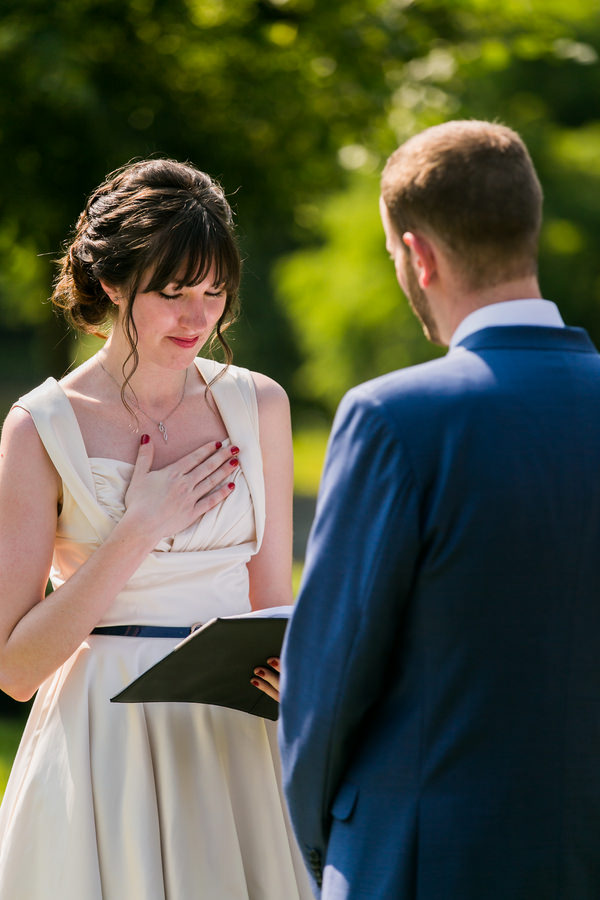 buttermilk-falls-inn-wedding-sarah-tew-photography-11