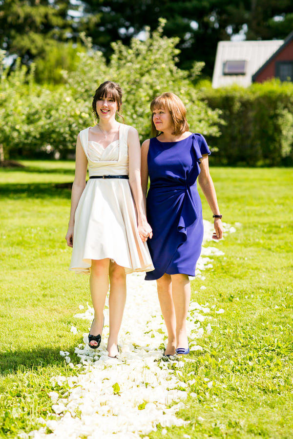 buttermilk-falls-inn-wedding-sarah-tew-photography-22