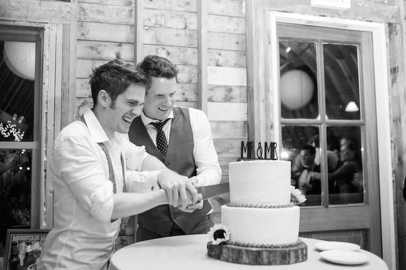 Wedding Cake Glossary: Common Terms to Know Before Meeting With