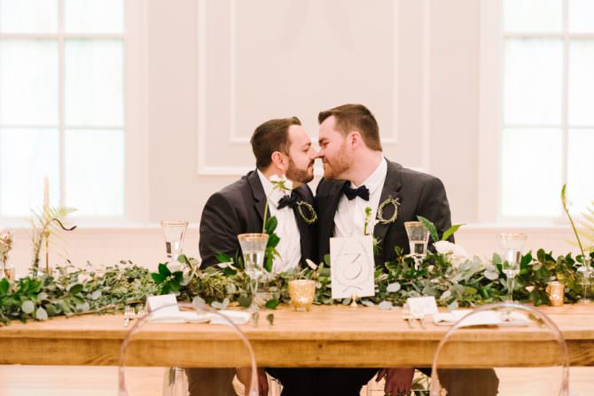 An Ivy-Covered Natural Style Inspiration Shoot