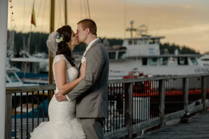 Breanna and David’s Wedding at Lime Kiln Lighthouse (with Orca Sightings!)