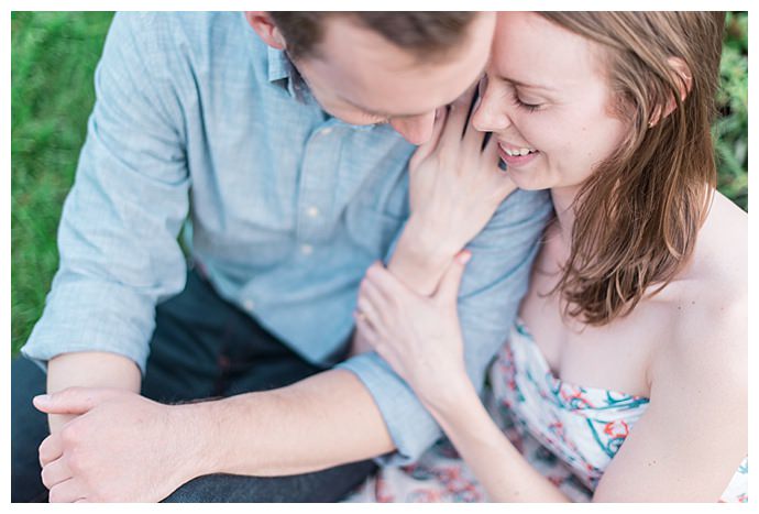 canoe-engagement-session-at-dow's-lake-ontario-laura-kelly-photography1