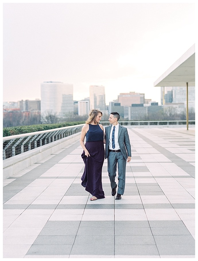 stylish-engagement-shoot-at-kennedy-center-lissa-ryan-photography9