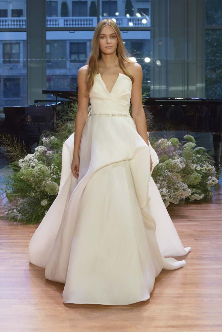 Monique Lhuillier’s Whimsically Nostalgic Fall 2017 Bridal Collection