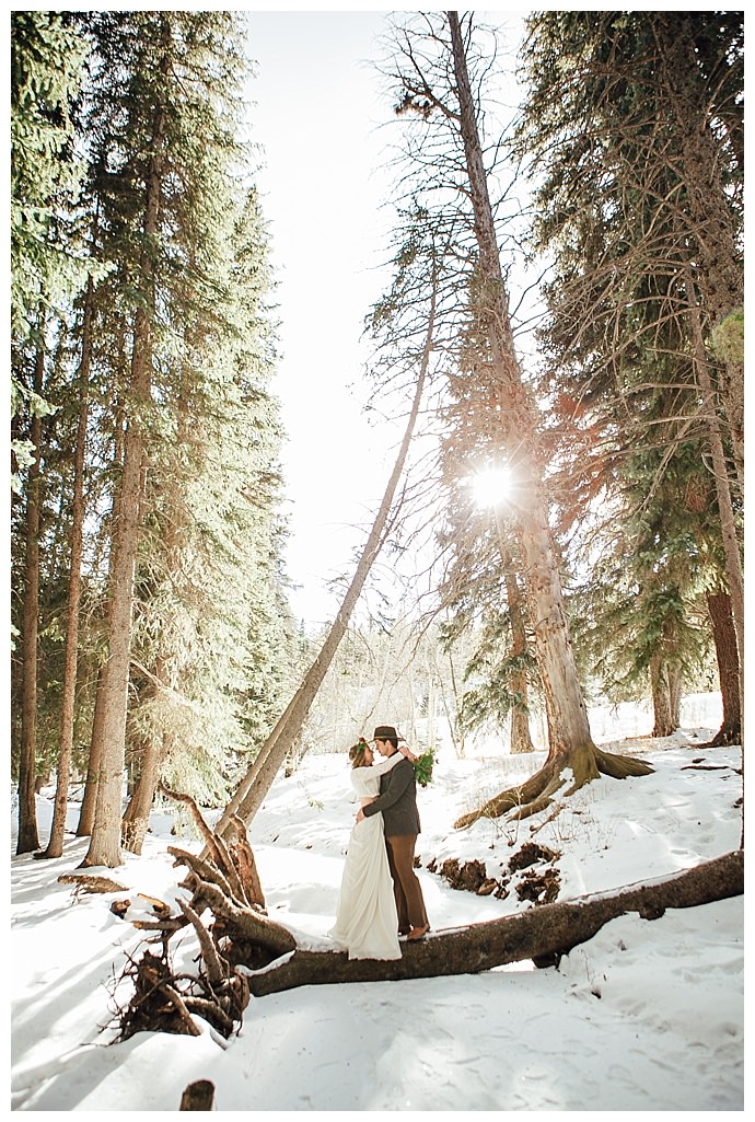 forest-winter-wedding-photography