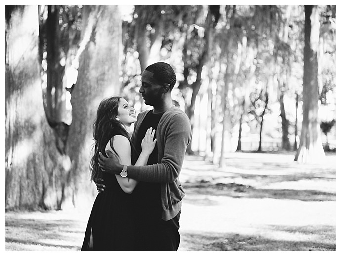 genellynne-photography-garden-engagement-shoot