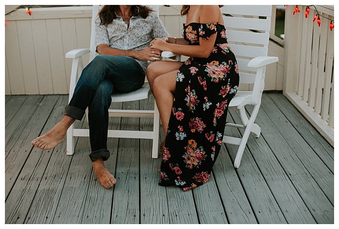 beach-house-engagement-session