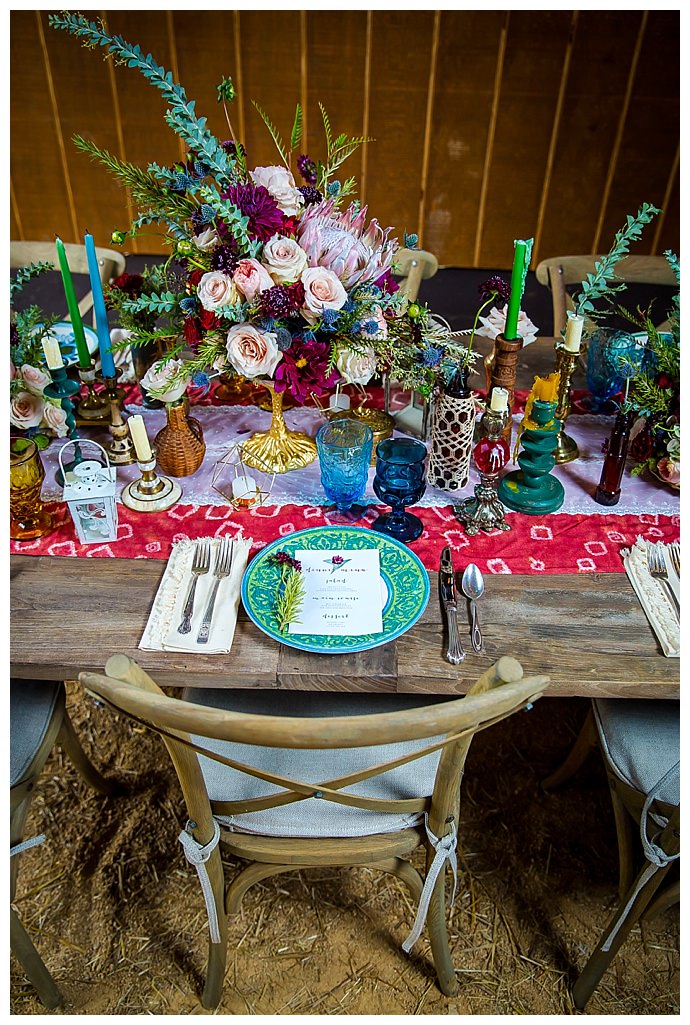 bohemian-table-scape-rustic-wedding-red-bridge-photography