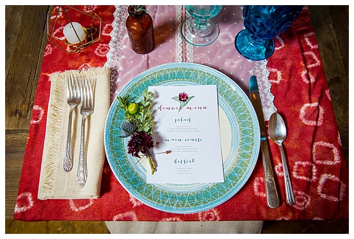 bohemian-wedding-place-settings-red-bridge-photography