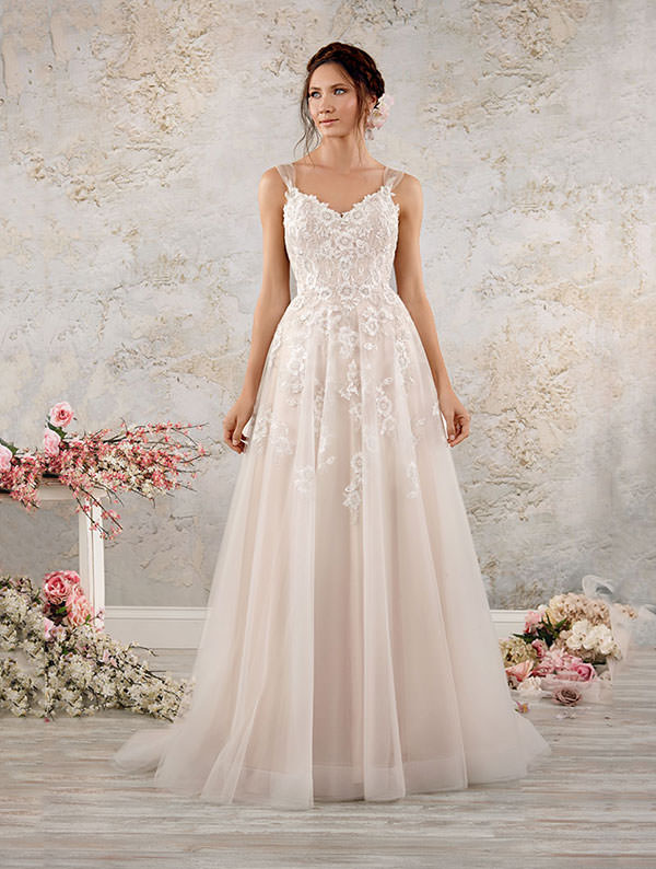 alfred-angelo-extended-size-wedding-dress