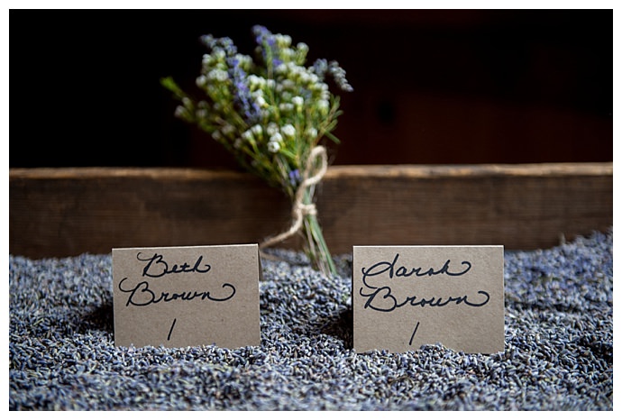 lavendar-place-card-display-carla-ten-eyck-photography