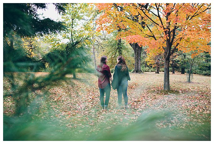 mt-air-forest-fall-engagement-session-cassandra-zetta-photography