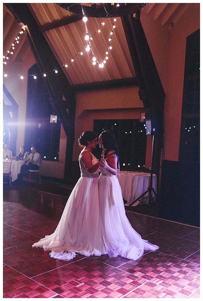 brides-first-dance-mae-small-photography