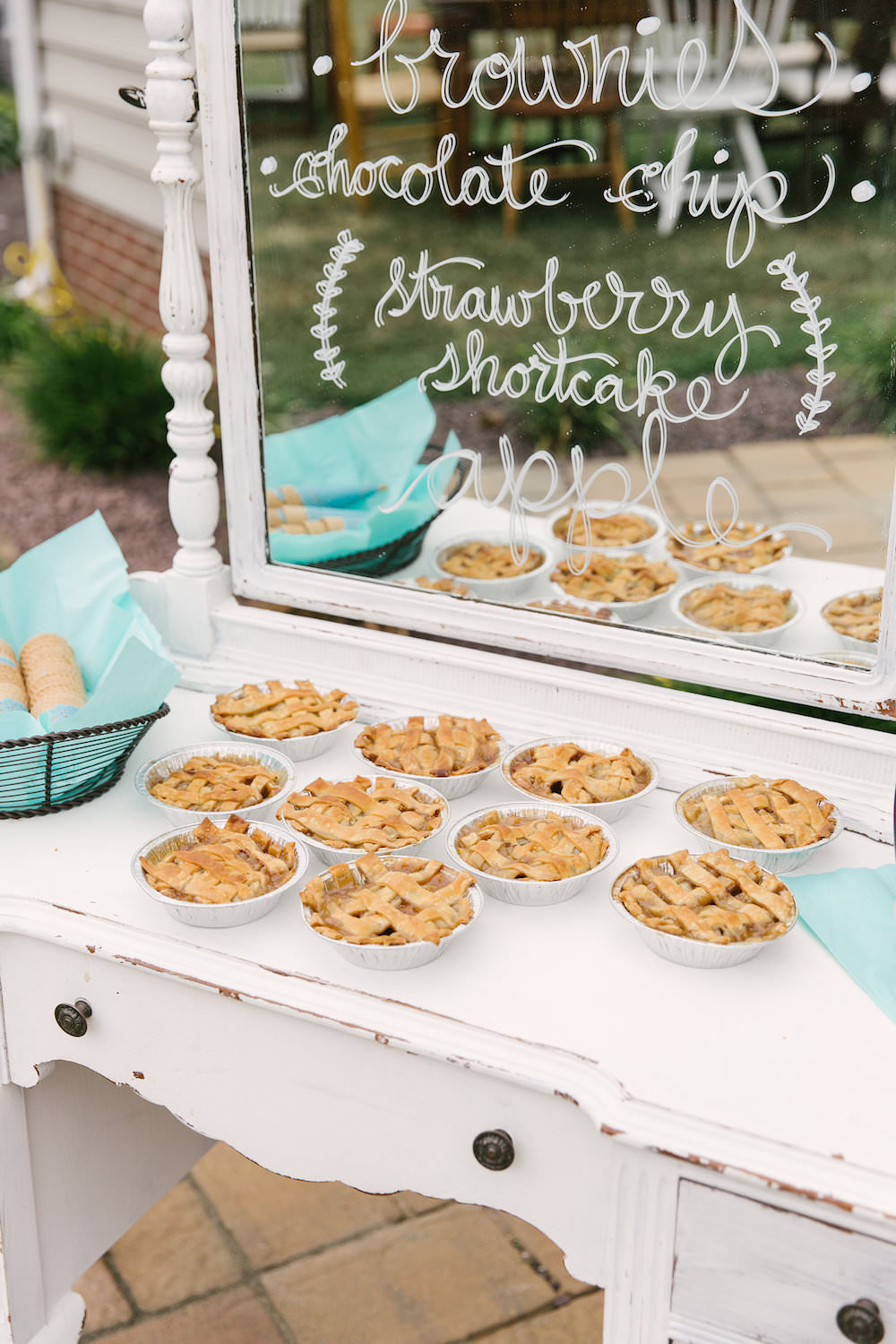 pi-day-wedding-inspiration-kerry-renee-photography-wedding-pie