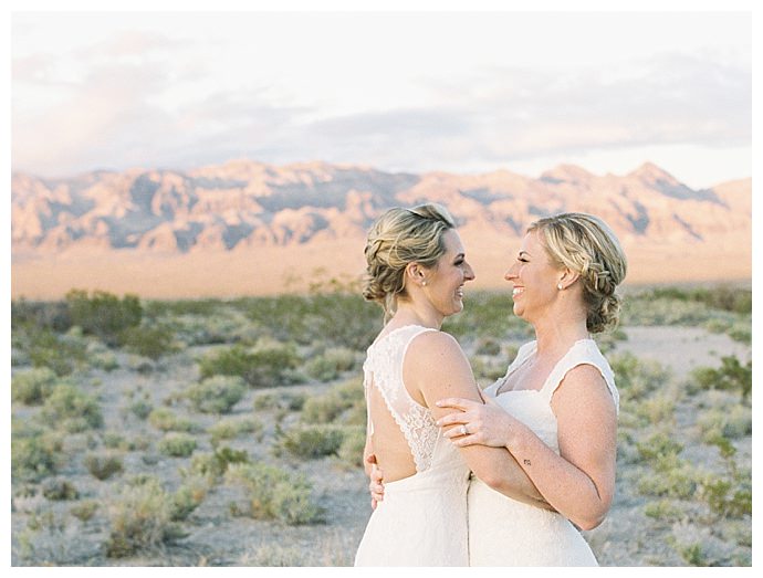 gaby-j-photography-flora-pop-same-sex-elopement