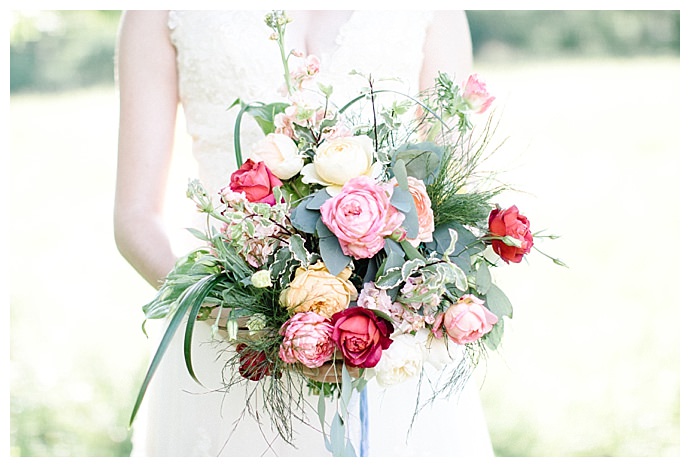 whimsical-wedding-bouquet-lush-greenery-ji-cherir-photography