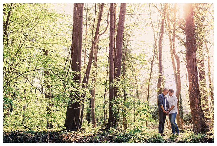 aaron-ka-photography-germany-forest-engagement-shoot