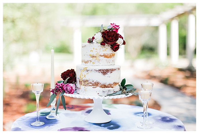 gold-flecked-naked-wedding-cake-macy-oconnell-photography