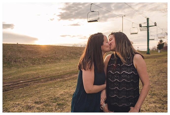 maryland-chairlift-engagement-pictures-jacqie-q-photography