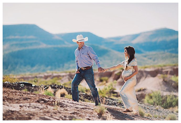 new-mexico-mountains-expecting-session-ashley-marie-photography