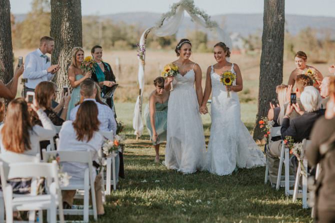 Sam and Michelle’s Sunny Virginia Farmhouse Wedding