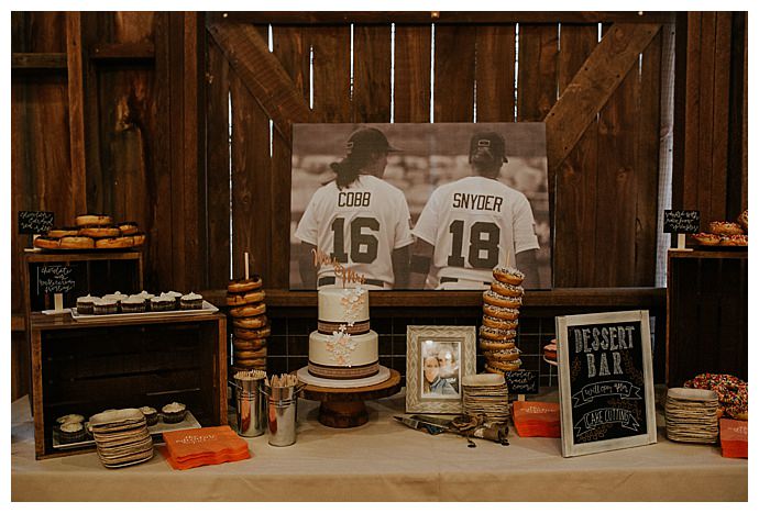 wedding-dessert-bar-bhunterco-photography