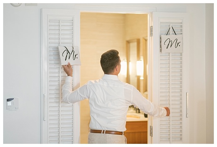 mr-and-mr-wedding-signs-e-p-anderson-photography