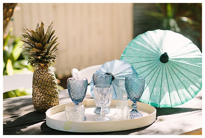 pineapple-wedding-decor-paige-vaughn-photography