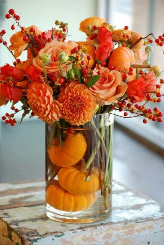 pumpkin-floral-centerpiece