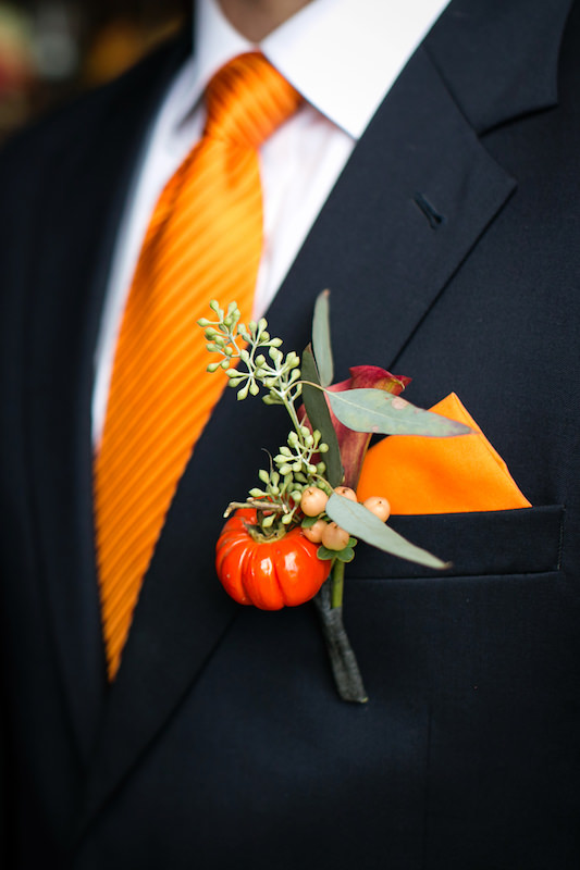 pumpkin-wedding-boutonniere