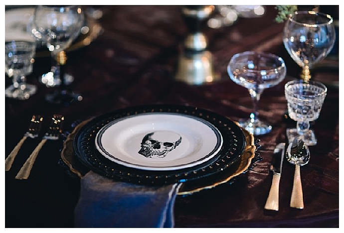 skull-charger-plates-agha-photo