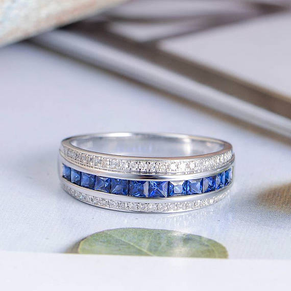 princess-cut-sapphire-wedding-band