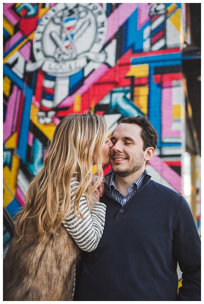 richmond-street-art-engagement-pictures-the-girl-tyler-photography