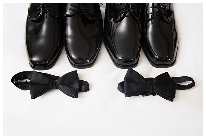 black-tie-wedding-accessories-jamie-reinhart-photography