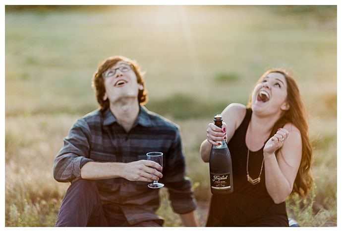 lets-frolic-together-photography-mountain-picnic-engagement-photos