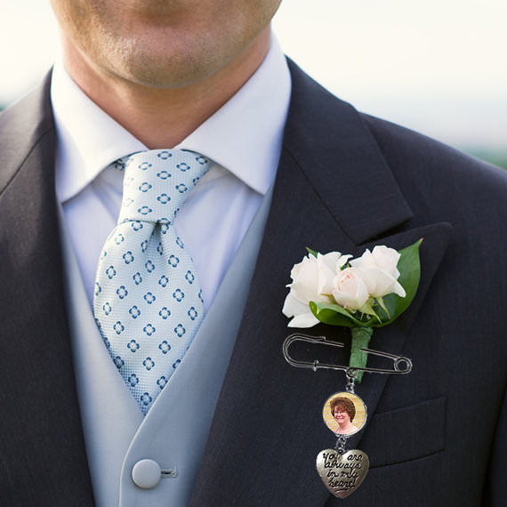 How to Personalize Your Wedding Suit