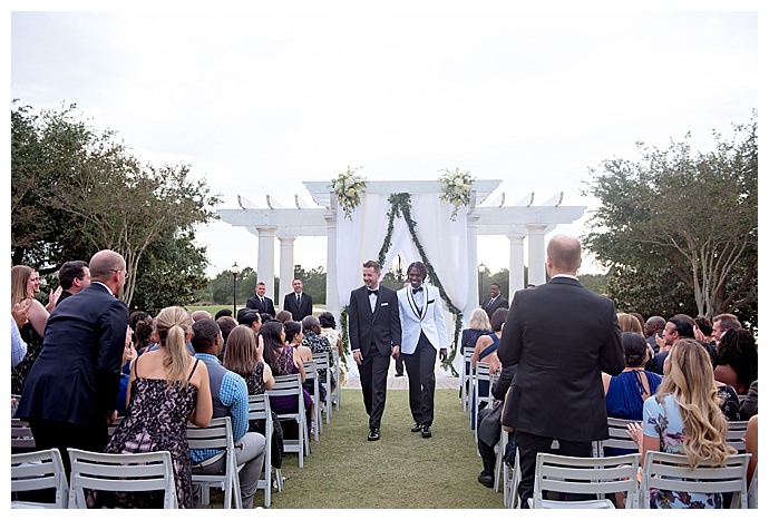 outdoor-wedding-ceremony-jamie-reinhart-photography