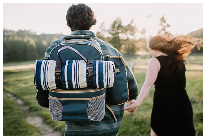 picnic-engagement-shoot-lets-frolic-together-photography