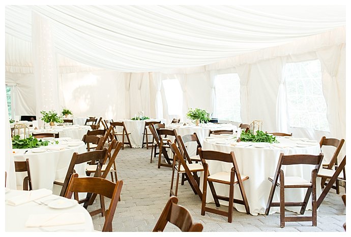 bethanne-arthur-photography-tented-wedding-reception