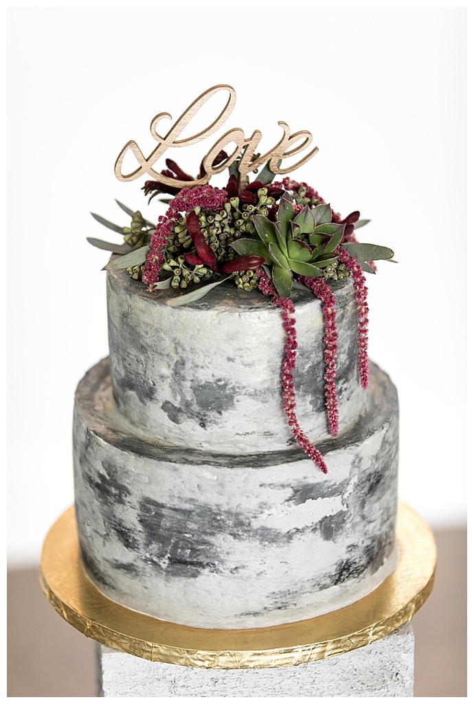 concrete-wedding-cake-hattie-root-photography