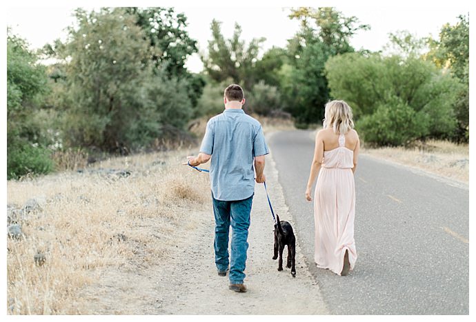 madison-lauren-photography-engagement-shoot-with-puppy